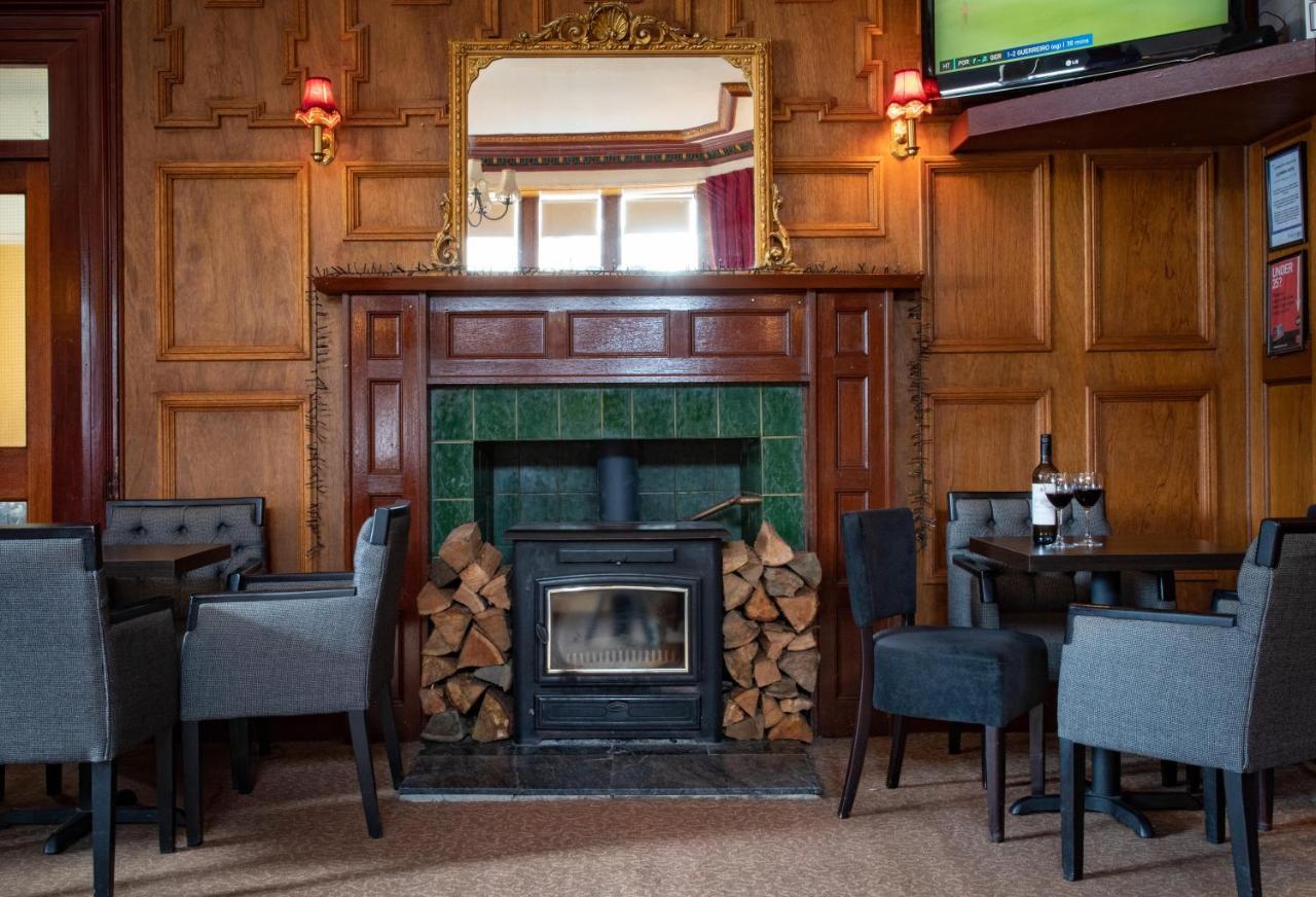 The Caledonian Claymore Hotel Arrochar Extérieur photo
